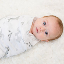Load image into Gallery viewer, Lulujo Cotton Muslin Swaddle - Afrique
