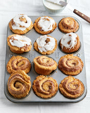 Load image into Gallery viewer, Maison Zoe Ford Speedy Cinnamon Roll Mix
