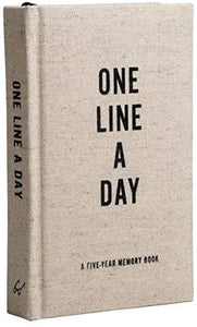 One Line A Day: A Five Year Memory Book, Canvas