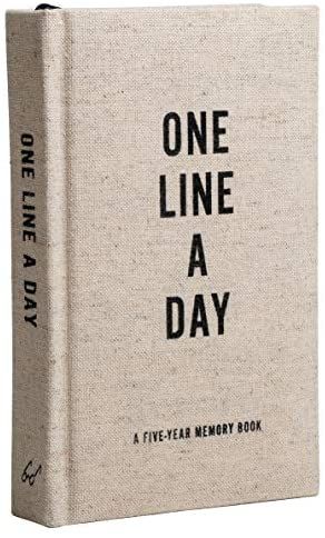 One Line A Day: A Five Year Memory Book, Canvas