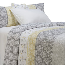 Load image into Gallery viewer, Delores Quilt Set

