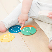 Load image into Gallery viewer, Taking Shape Teething Flash Cards by Bella Tunno

