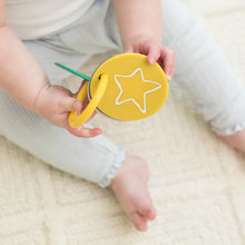 Load image into Gallery viewer, Taking Shape Teething Flash Cards by Bella Tunno
