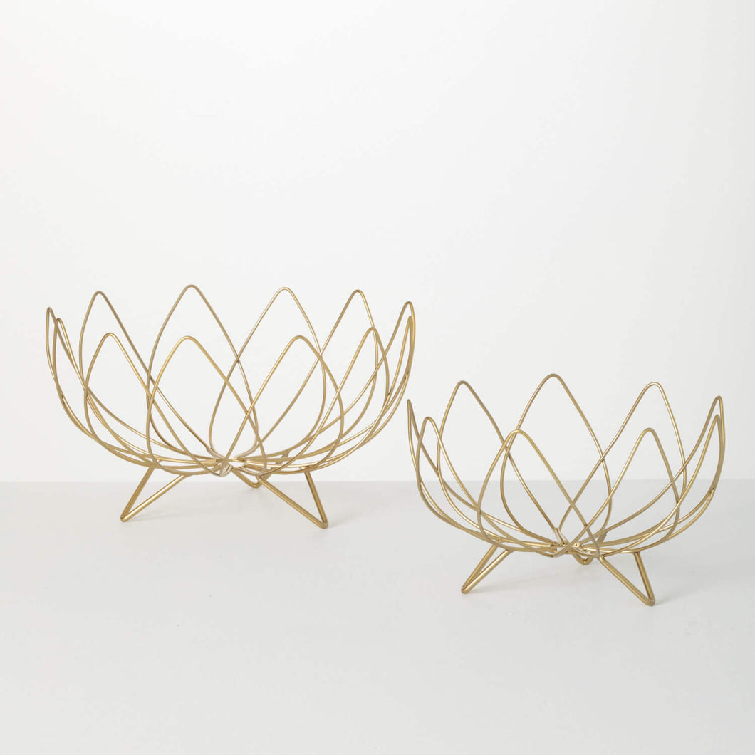 Sculpted Gold Wire Footed Bowl